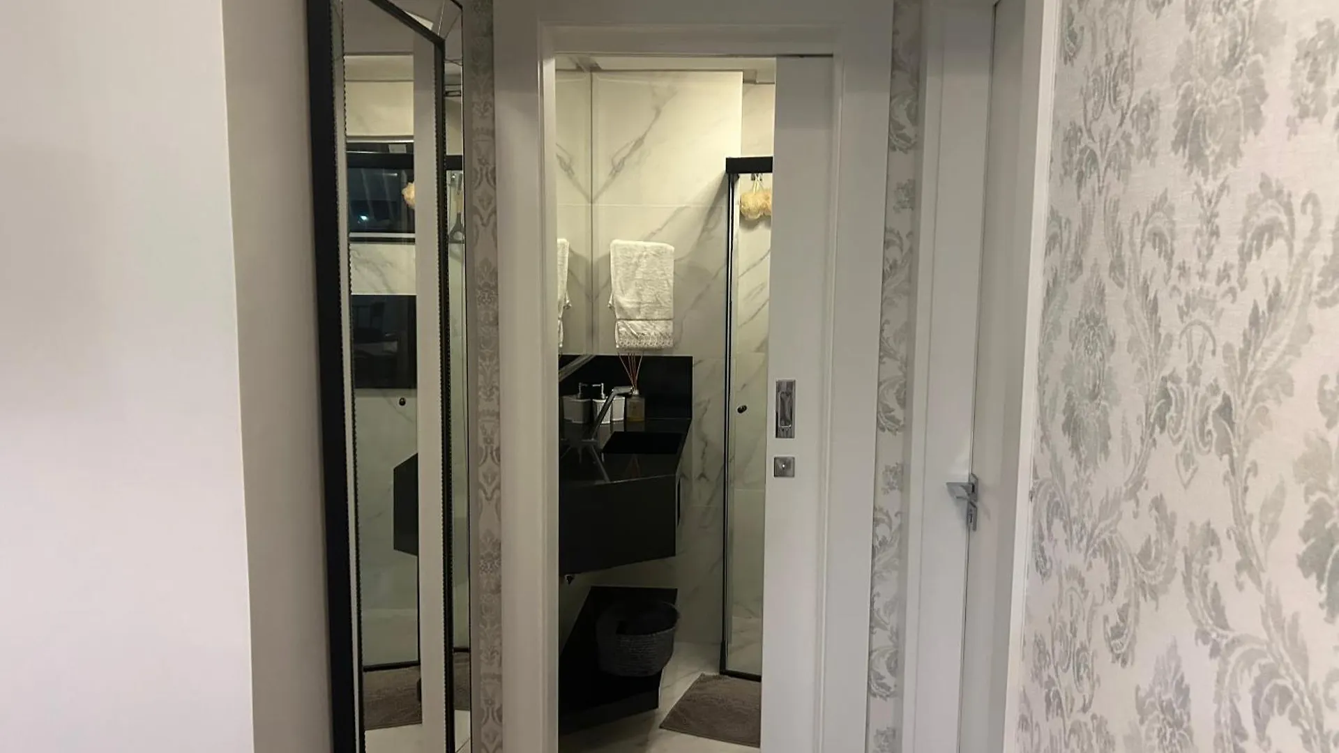 1Qdra Da Praia, Vista Mar, 3 Qts, Wi-Fi, Ar Condicionado, Tudo Novo Balneário Camboriú Apartamento